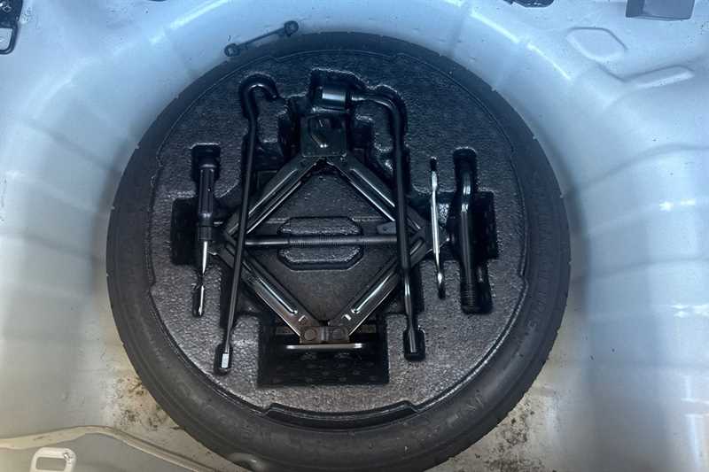 Used Hyundai i10 for sale - 78142357: Photo 37