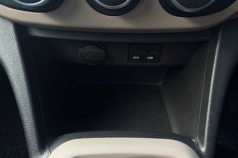 Used Hyundai i10 2015 for sale - 77773637: Photo 17