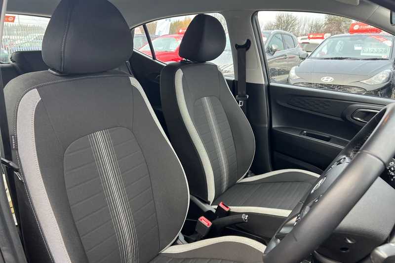 Used Hyundai i10 2023 for sale - 76805598: Photo 23