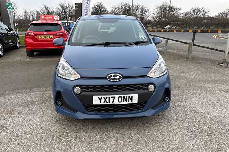 Used Hyundai i10 2017 for sale - 77844148: Photo 2