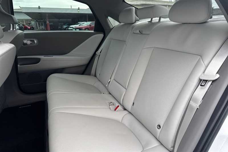 Used Hyundai IONIQ 6 2025 for sale - 77374520: Photo 24