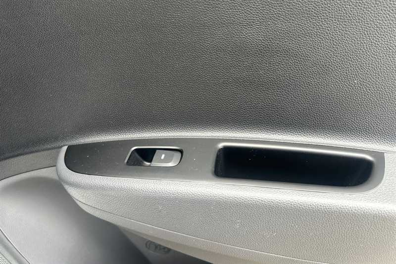 Used Hyundai i10 2019 for sale - 76517230: Photo 39