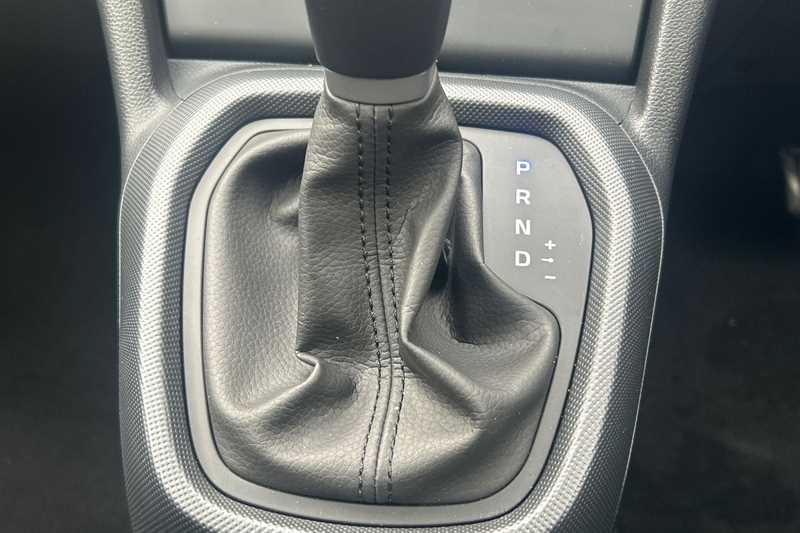 Used Hyundai i10 2019 for sale - 76517230: Photo 42