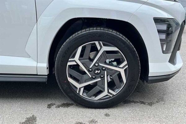 Used Hyundai KONA 2025 for sale - 75648842: Photo 12