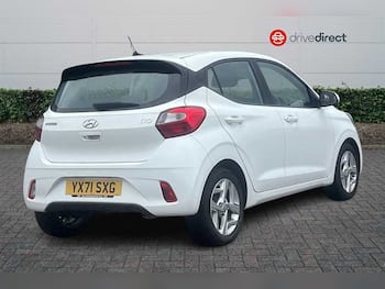 Used Hyundai i10 2021 for sale - 79744742: Photo