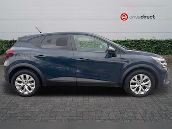 Used Renault Captur 2022 for sale - 76891448: Photo