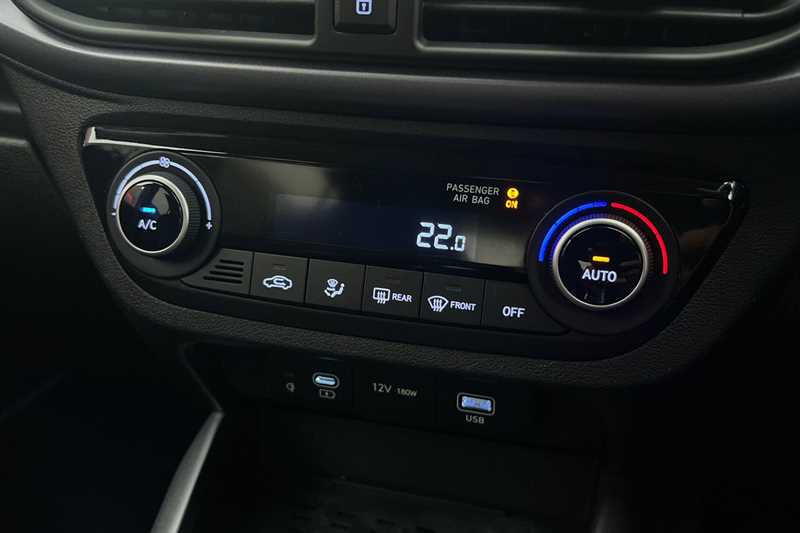 Used Hyundai i10 2023 for sale - 76524418: Photo 15