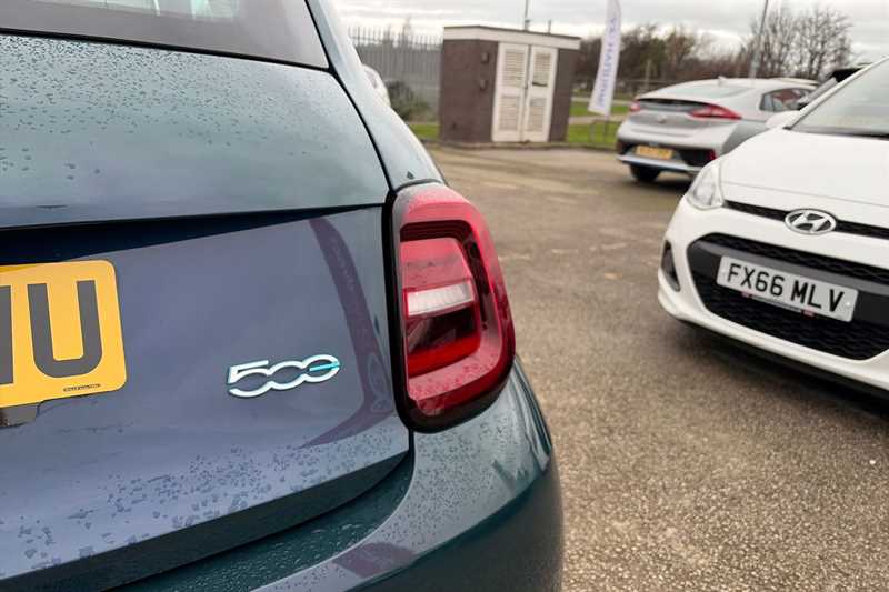 Used Fiat 500 2022 for sale - 77899963: Photo 32