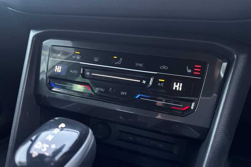 Used Volkswagen Tiguan 2022 for sale - 77323335: Photo 15