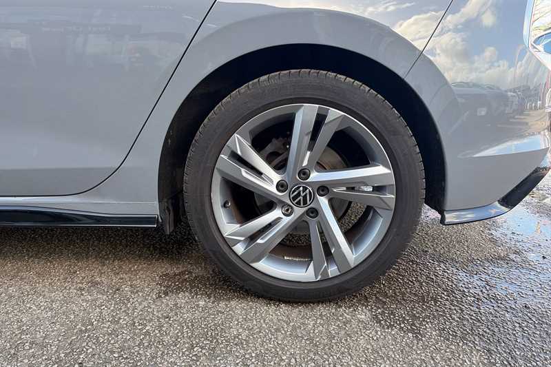 Used Volkswagen Golf 2021 for sale - 77843760: Photo 11