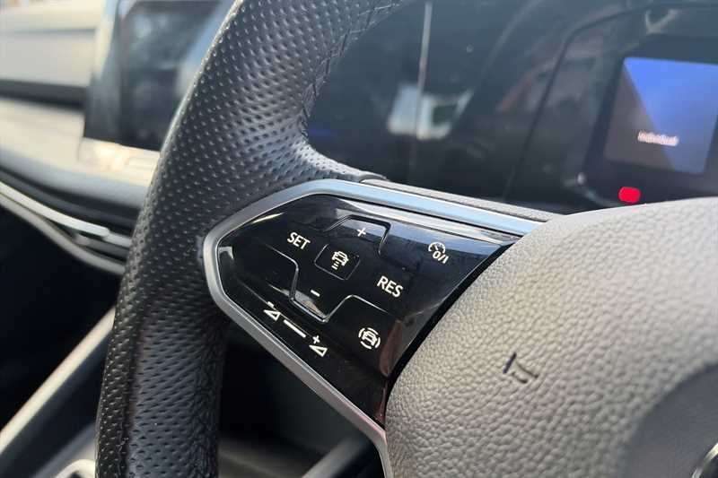 Used Volkswagen Golf 2021 for sale - 77843760: Photo 21