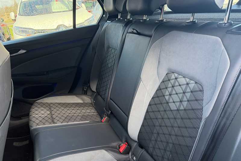 Used Volkswagen Golf 2021 for sale - 77843760: Photo 24