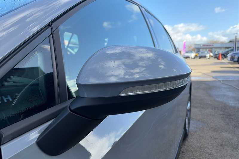 Used Volkswagen Golf 2021 for sale - 77843760: Photo 35