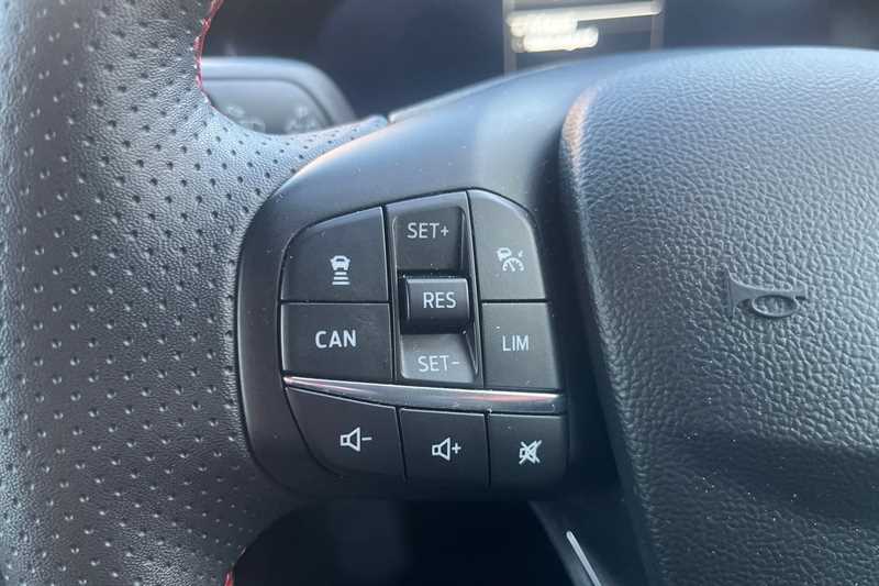 Used Ford Focus 2023 for sale - 77429658: Photo 21