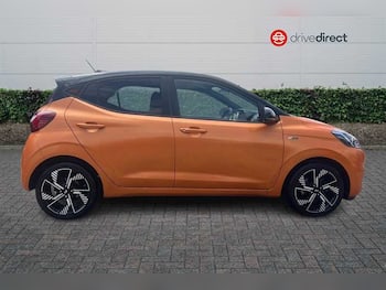 Used Hyundai i10 2024 for sale - 79769923: Photo