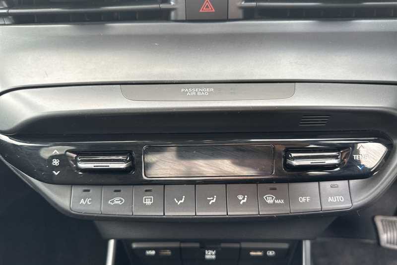 Used Hyundai i20 2022 for sale - 76945000: Photo 15