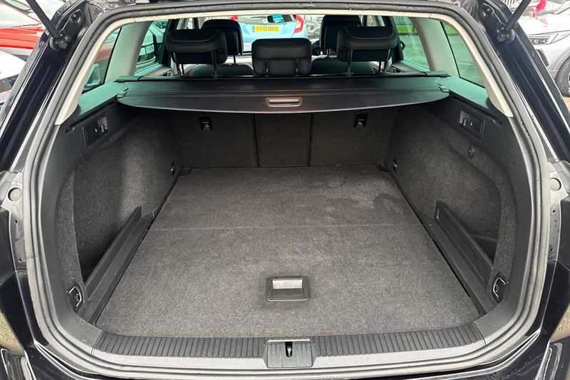 Used Volkswagen Passat 2020 for sale - 77322203: Photo 6