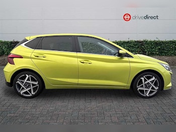 Used Hyundai i20 2024 for sale - 76852105: Photo