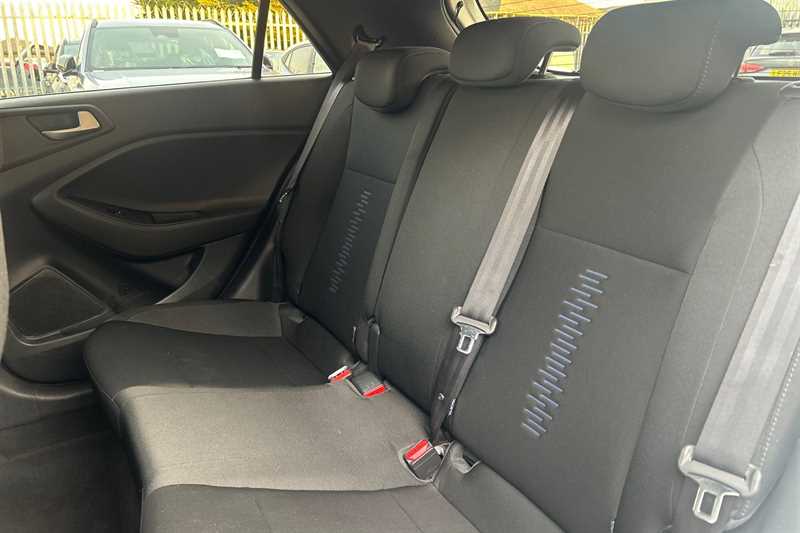 Used Hyundai i20 2018 for sale - 76448430: Photo 24