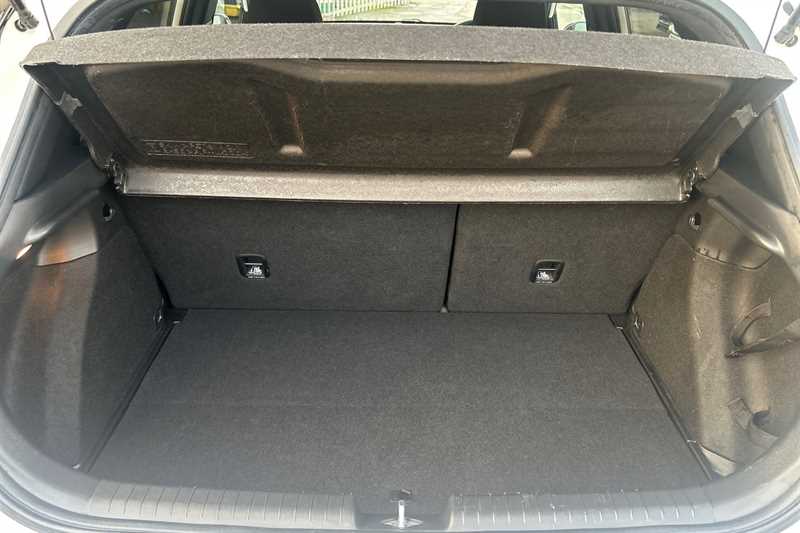 Used Hyundai i20 2018 for sale - 76448430: Photo 25