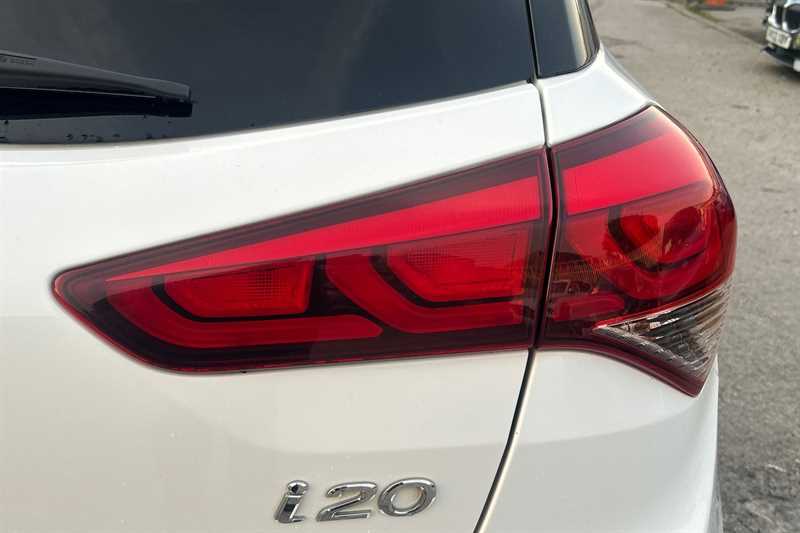 Used Hyundai i20 2018 for sale - 76448430: Photo 32