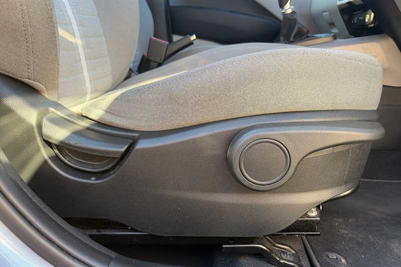 Used Hyundai i10 2023 for sale - 78138250: Photo 26