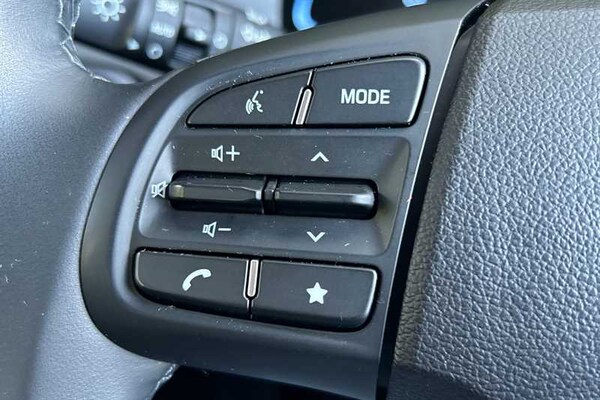 Used Hyundai i10 2023 for sale - 76155151: Photo 21