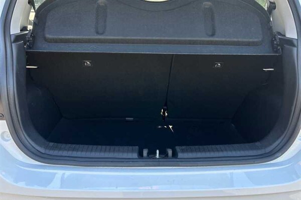 Used Hyundai i10 2023 for sale - 76155151: Photo 25