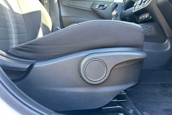Used Hyundai i10 2023 for sale - 76155151: Photo 26