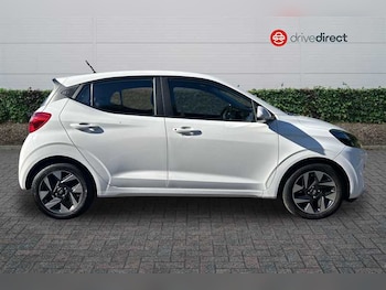 Used Hyundai i10 2023 for sale - 76155151: Photo 2
