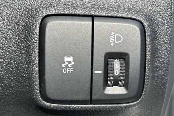 Used Hyundai i10 2023 for sale - 76155151: Photo 43