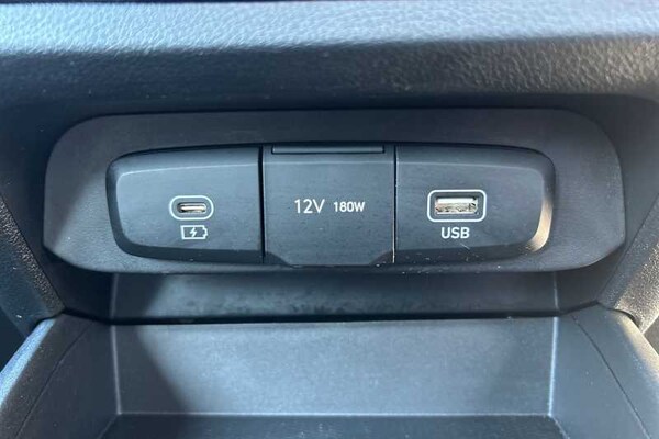 Used Hyundai i10 2023 for sale - 76155151: Photo 45