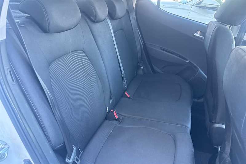 Used Hyundai i10 2018 for sale - 78160828: Photo 24