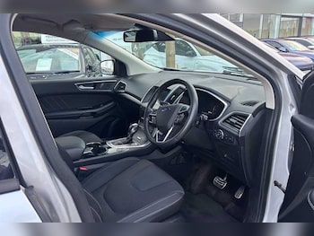 Used Ford Edge 2018 for sale - 76955883: Photo