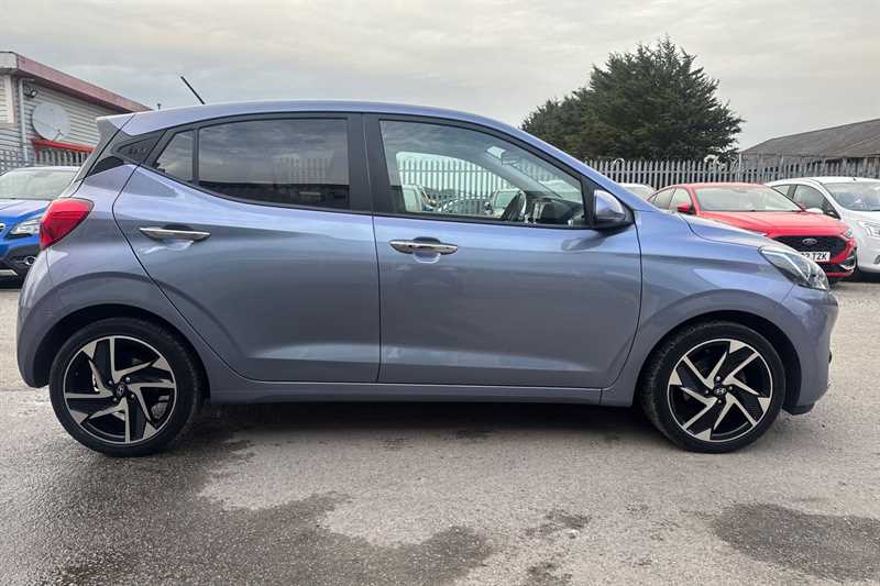 Used Hyundai i10 2023 for sale - 77929583: Photo 2