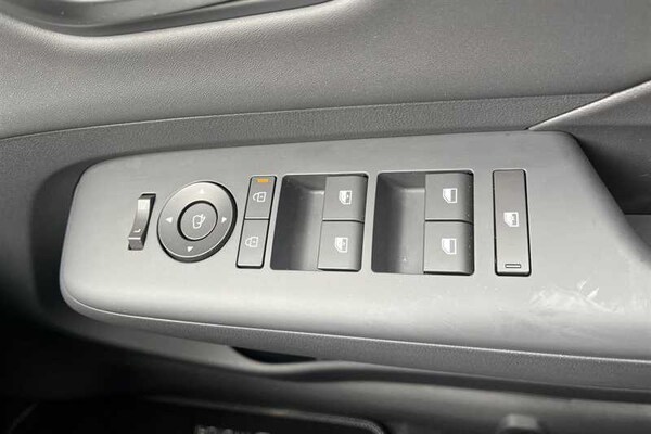 Used Hyundai KONA 2024 for sale - 74657814: Photo 16