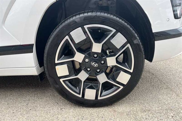 Used Hyundai KONA 2024 for sale - 74657814: Photo 9