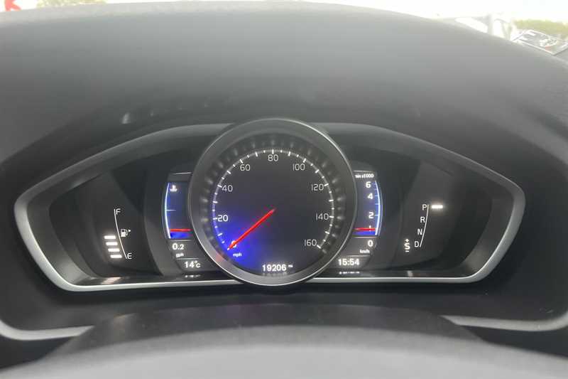 Used Volvo V40 2019 for sale - 78216528: Photo 20