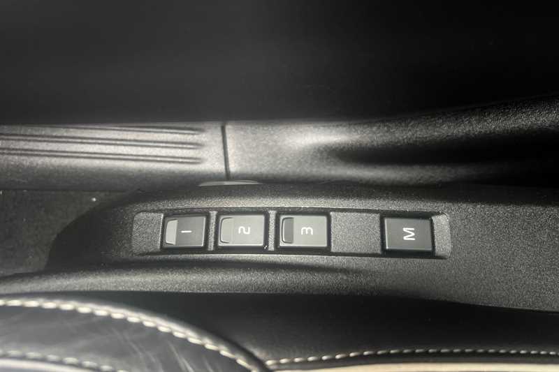 Used Volvo V40 2019 for sale - 78216528: Photo 26