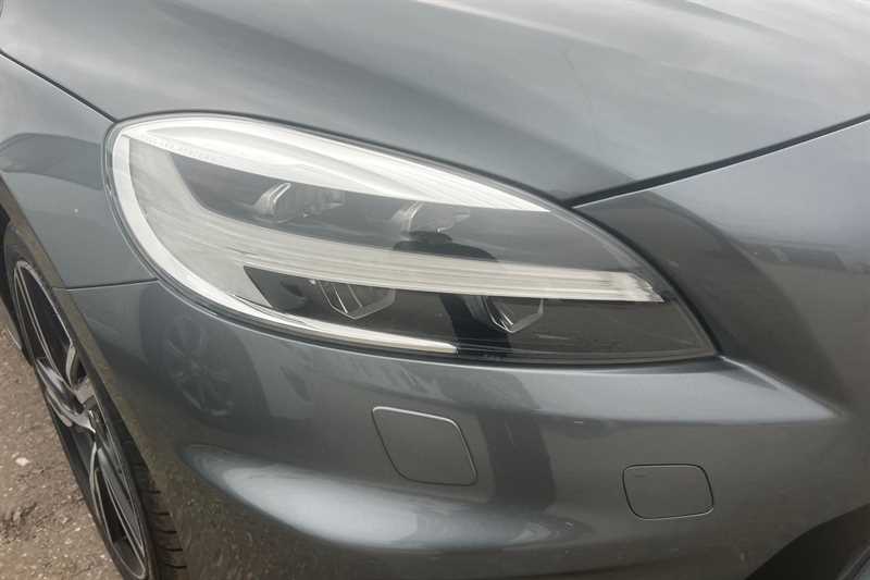 Used Volvo V40 2019 for sale - 78216528: Photo 28