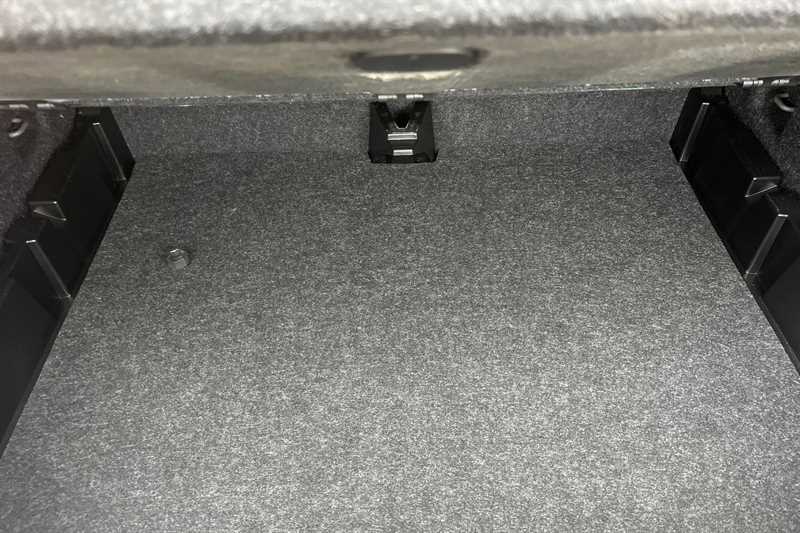 Used Volvo V40 2019 for sale - 78216528: Photo 40