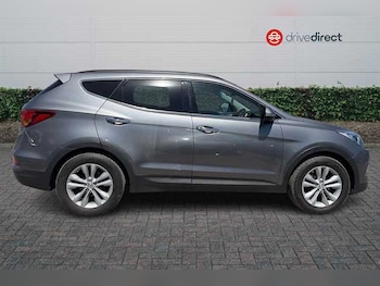 Used Hyundai Santa Fe 2017 for sale - 78743248: Photo