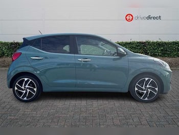 Used Hyundai i10 2023 for sale - 79623591: Photo