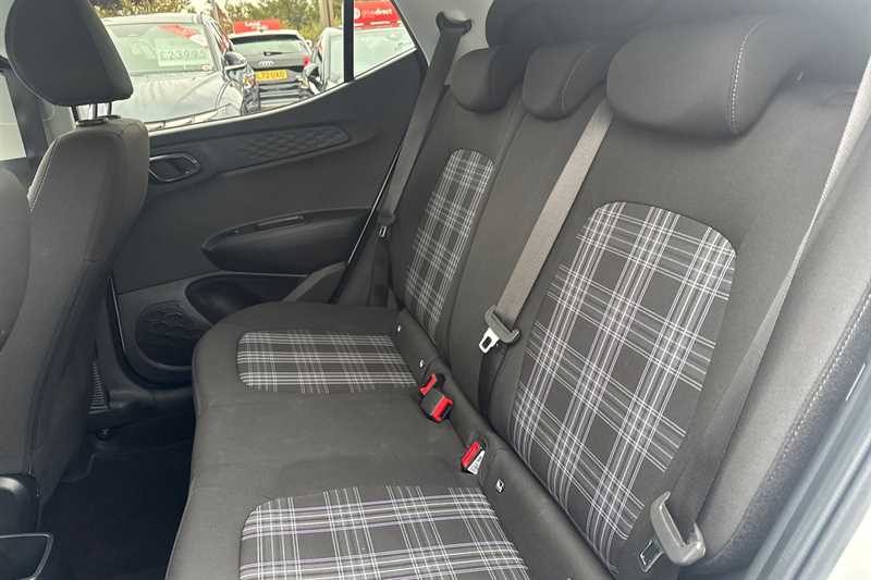 Used Hyundai i10 2024 for sale - 76524863: Photo 24