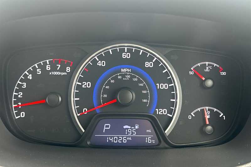 Used Hyundai i10 2019 for sale - 76488953: Photo 20