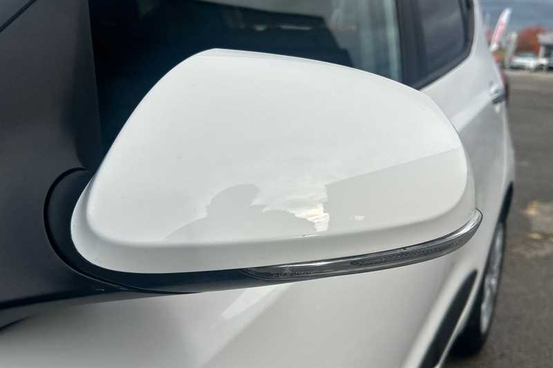 Used Hyundai i10 2019 for sale - 76488953: Photo 35