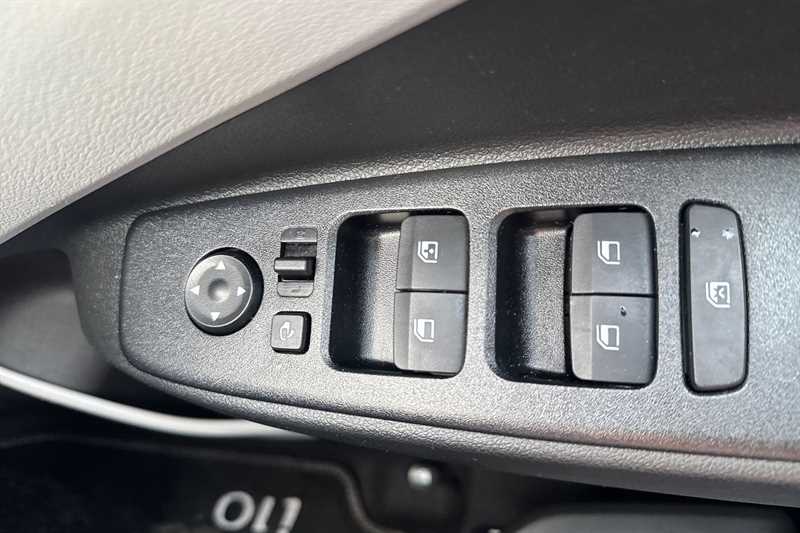 Used Hyundai i10 2023 for sale - 76286525: Photo 16