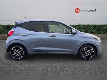 Used Hyundai i10 2023 for sale - 76286525: Photo