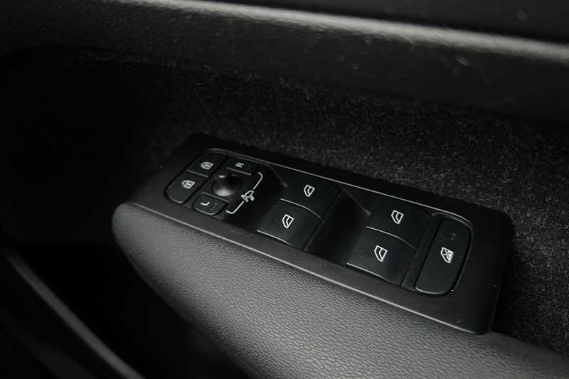 Used Volvo XC40 2020 for sale - 76775164: Photo 16