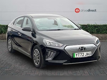 2022 - 38.3kWh Premium Hatchback 5dr Electric Auto (136 ps)